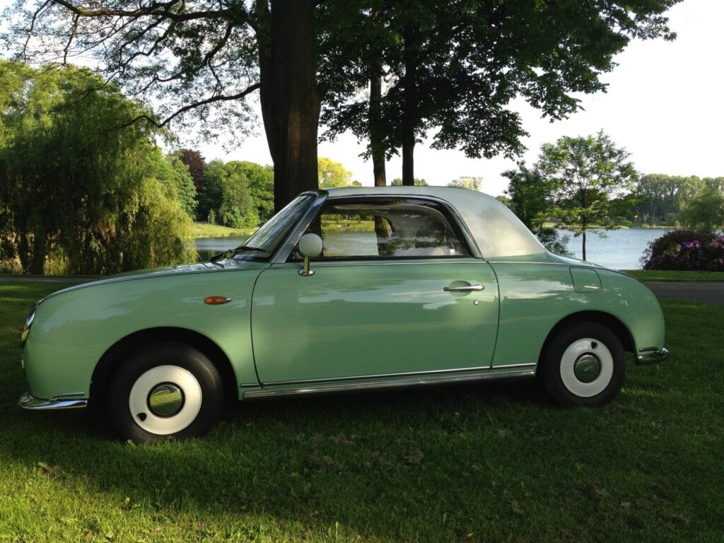 Nissan Figaro - Emerald green